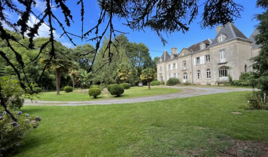 château de kerlarec vue de l'extérieur